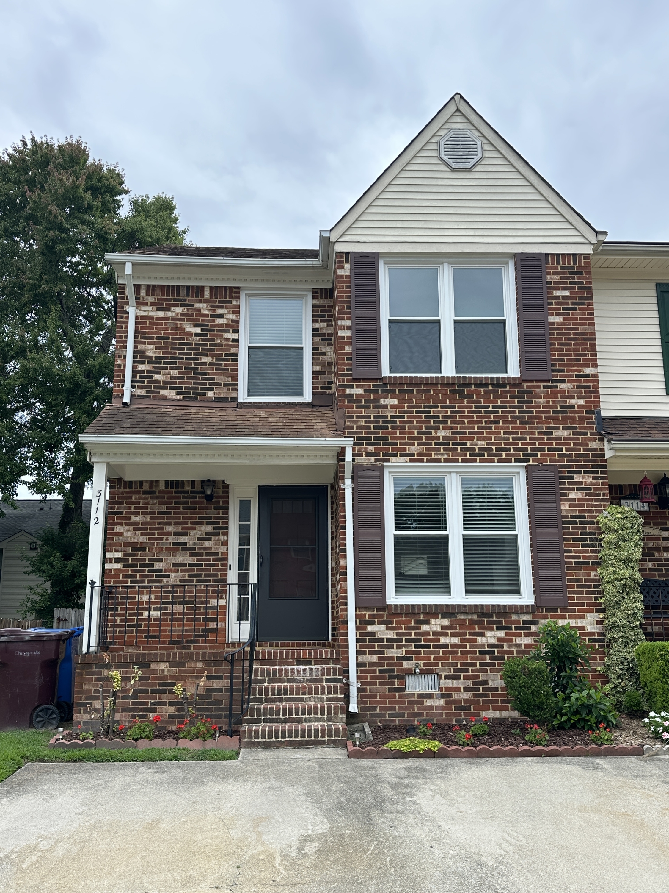 3112 Radcliffe Lane North - 1