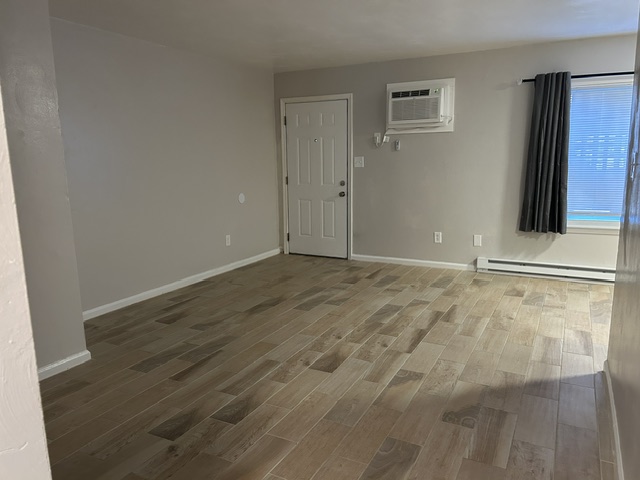 Hanson Ave 1254 UNIT # 3 (LM)