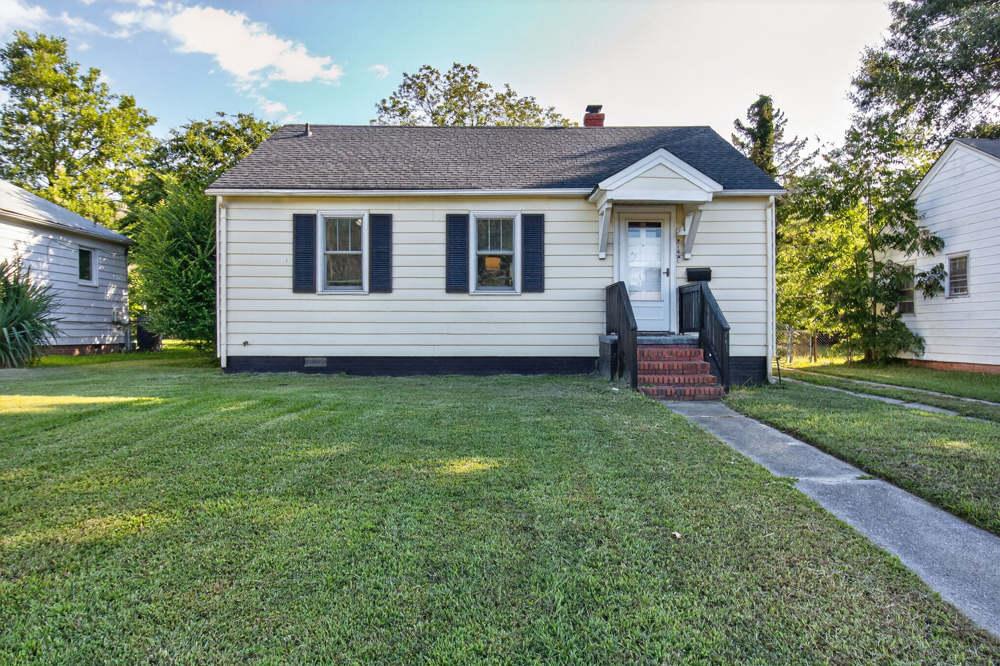 214 Hickory Avenue