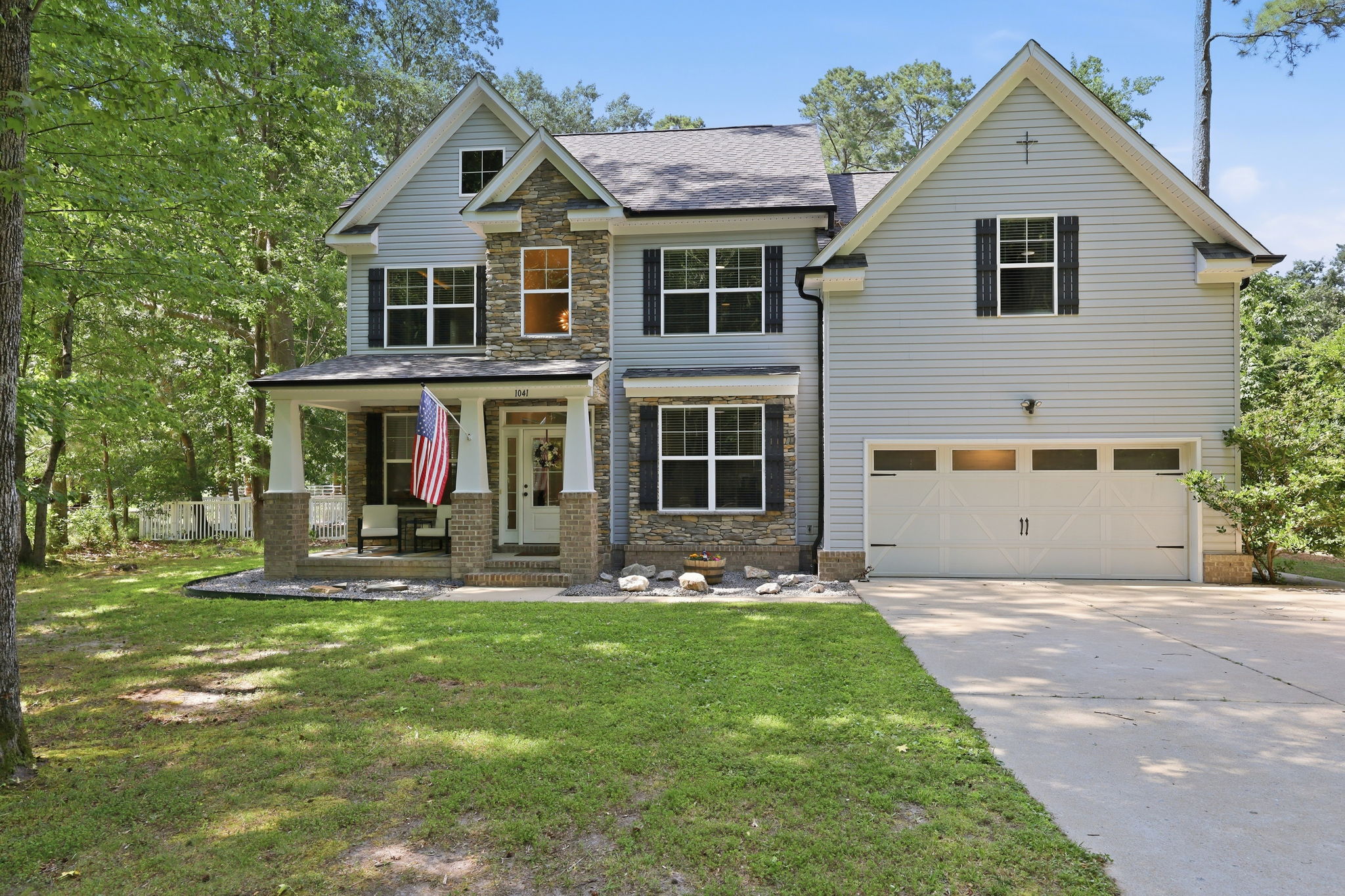 Property main image